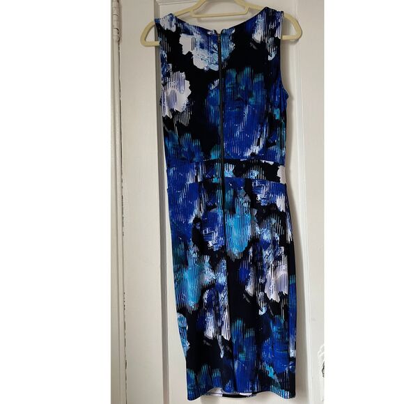 Tahari Dress Women's Size S/P/CH Ruffle blue white printed wrap Ruched sheath - Picture 5 of 12